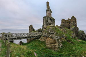 ruins of Castle Sinclair Girnigoe, Wick, Caithness, Scotland, UK - American Expeditioners http://americanexpeditioners.com/castle-sinclair-girinigoe