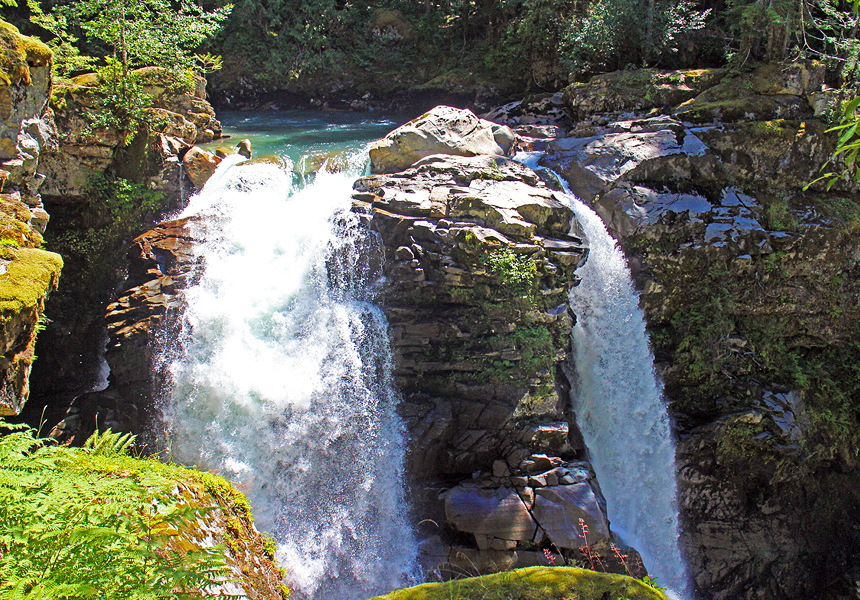 Nooksack Falls, Mount Baker National Forest, Washington - AmericaExpeditioners.com