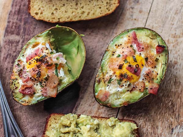 Paleo Baked Egg in Avocado
