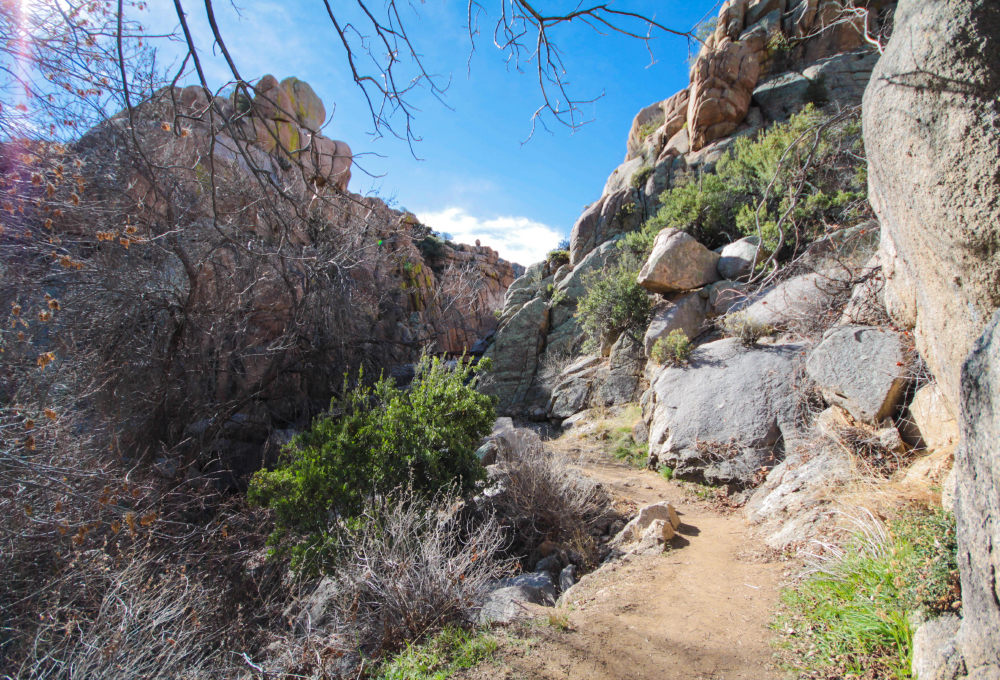 Watson Lake Dam Hike, Prescott, Arizona - http://americanexpeditioners.com