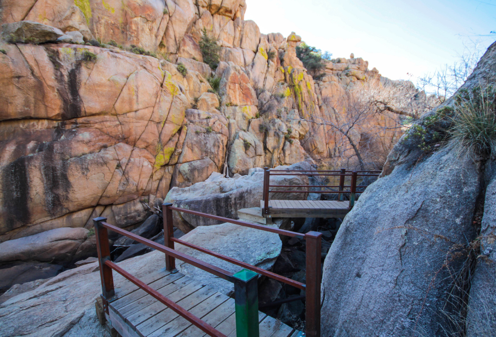 Watson Lake Dam Hike, Prescott, Arizona - http://americanexpeditioners.com