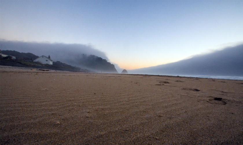 arch-cape-inn08