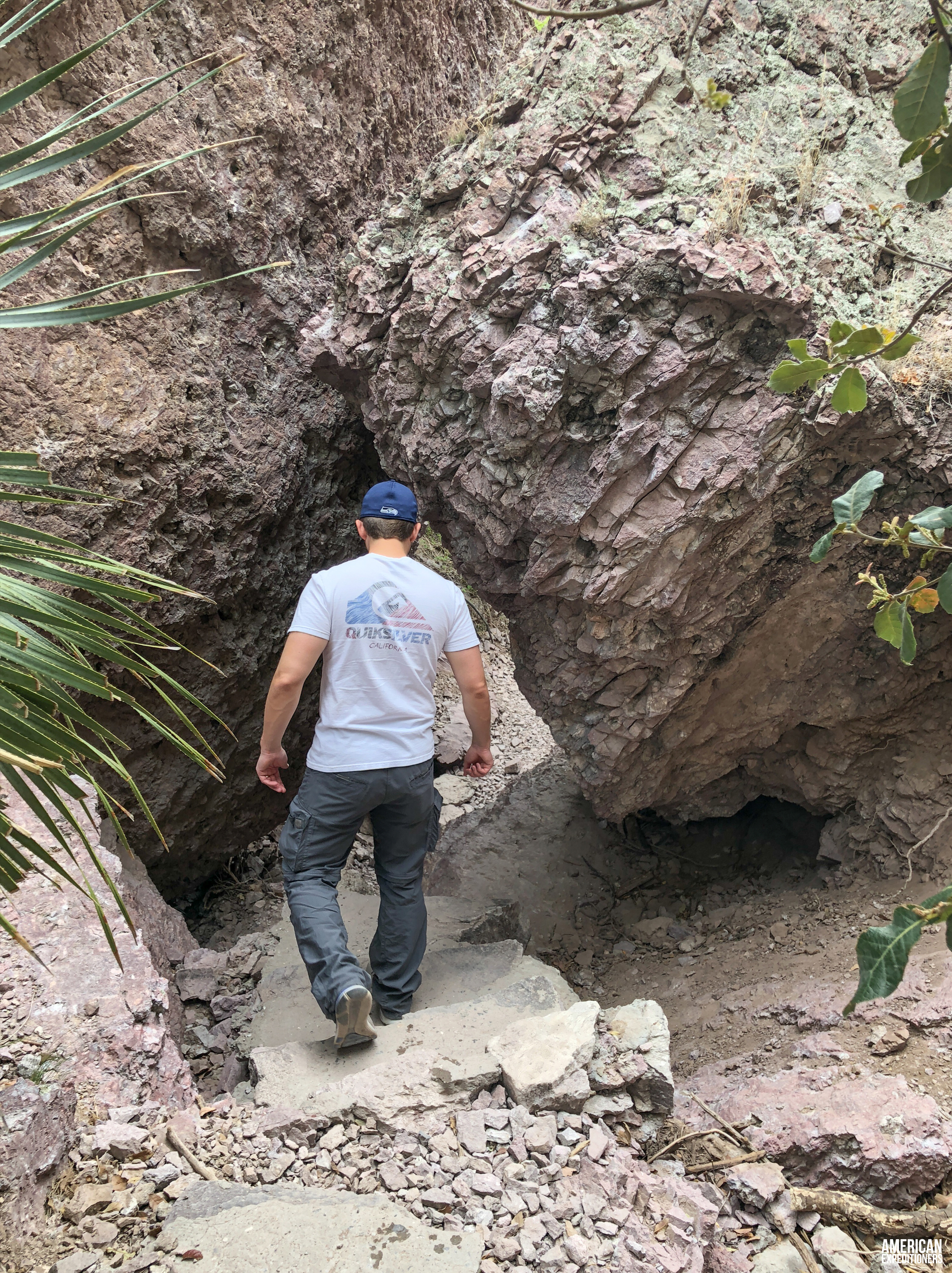 Hiking through Catwalk Recreational Area in Glenwood, New Mexico, NM - AmericanExpeditioners /catwalk-recreation-area-new-mexico/