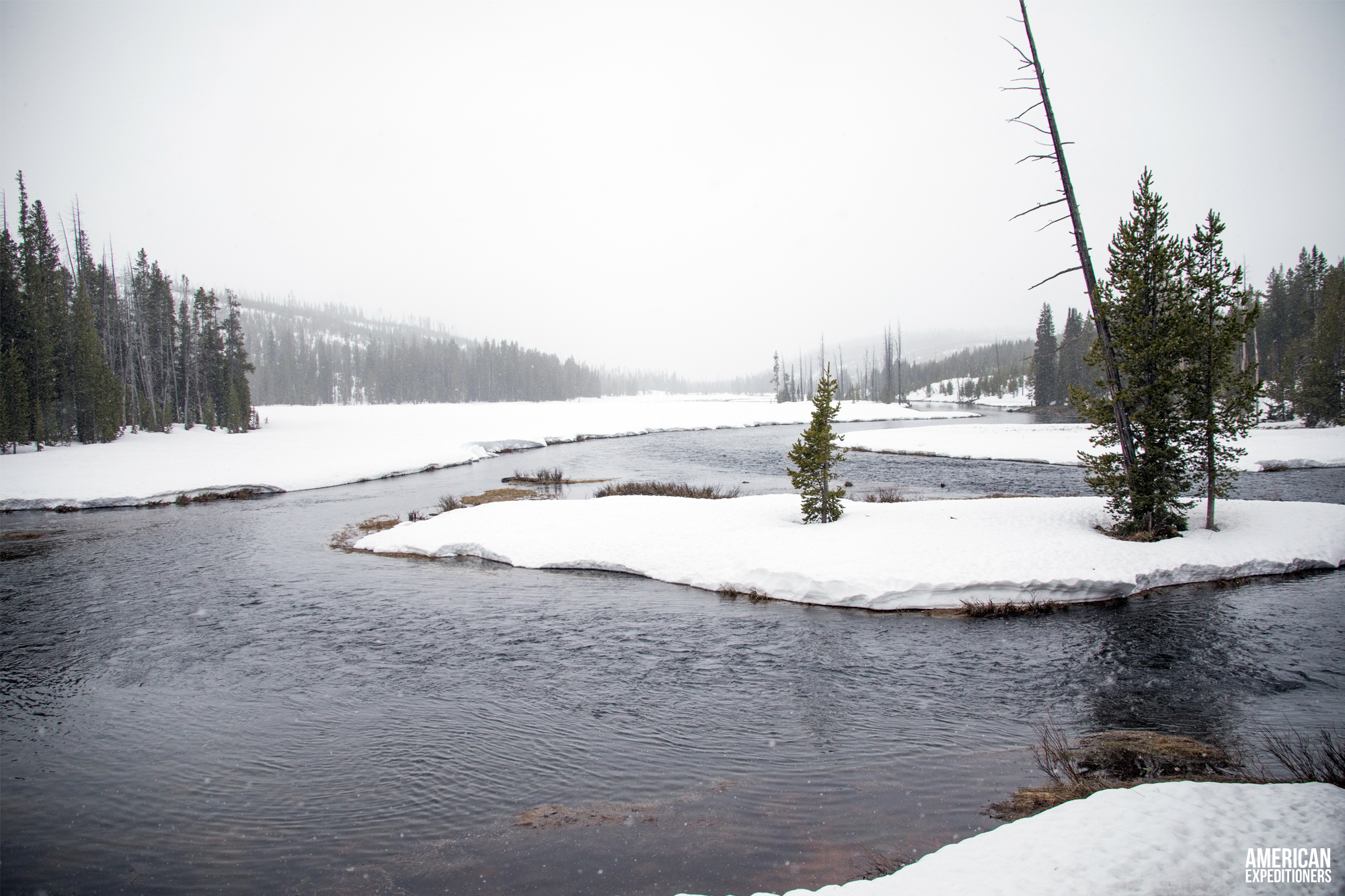 Daytrip Yellowstone National Park South Entrance - Lewis Falls - AmericanExpeditioners /daytrip-yellowstone-national-park-south