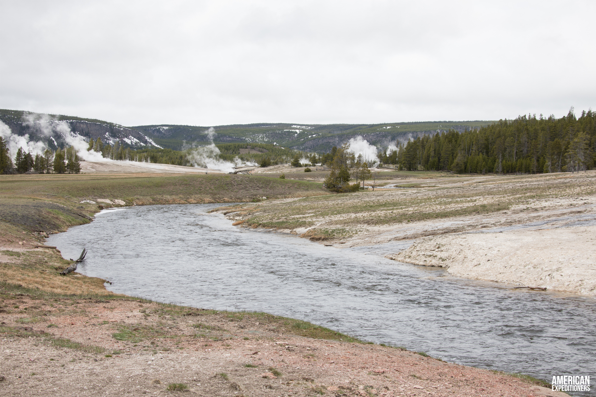 Daytrip Yellowstone National Park South Entrance - Old Faithful Trail - AmericanExpeditioners /daytrip-yellowstone-national-park-south